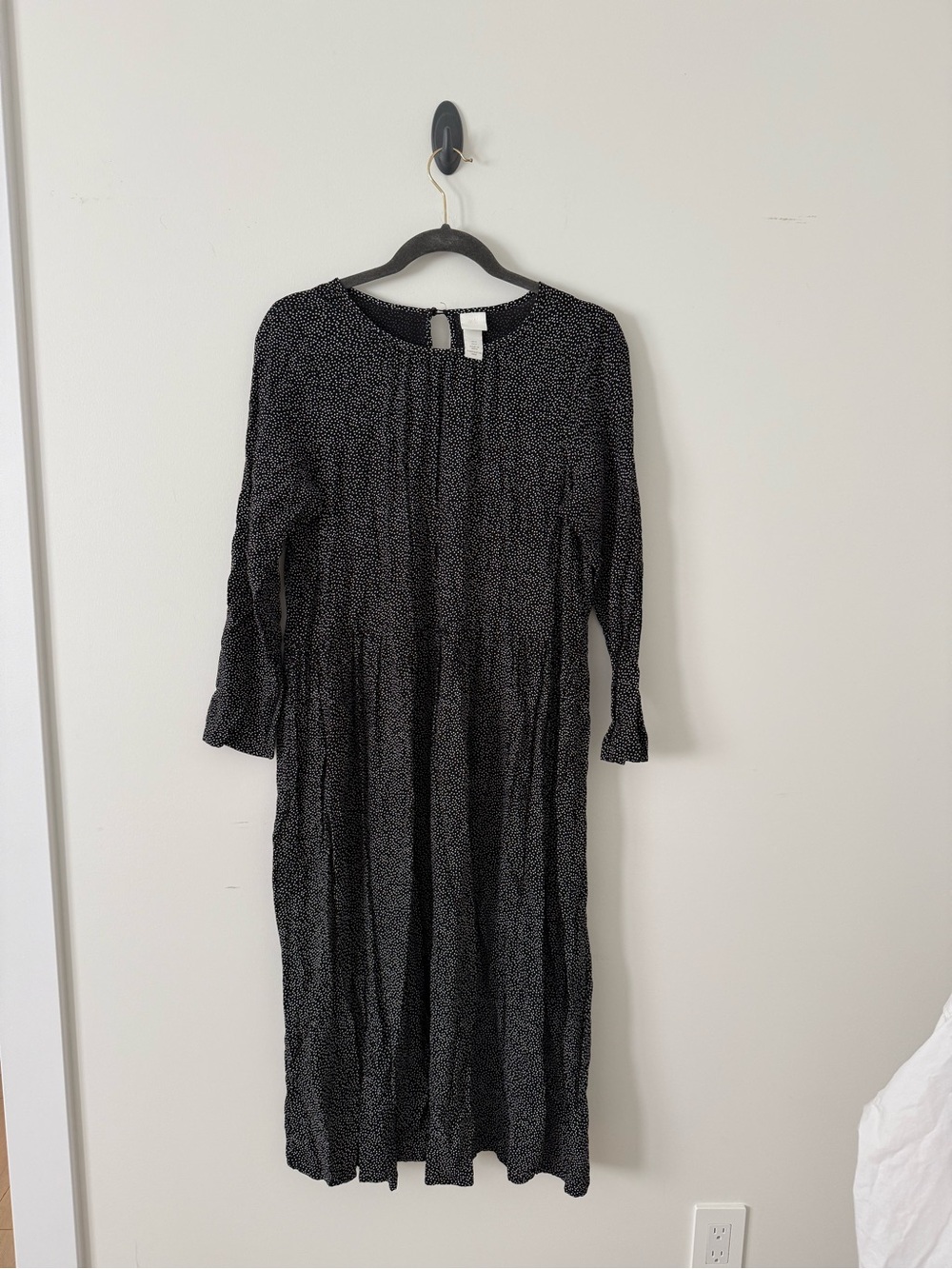 H&M Black Printed Long Sleeve Midi Dress